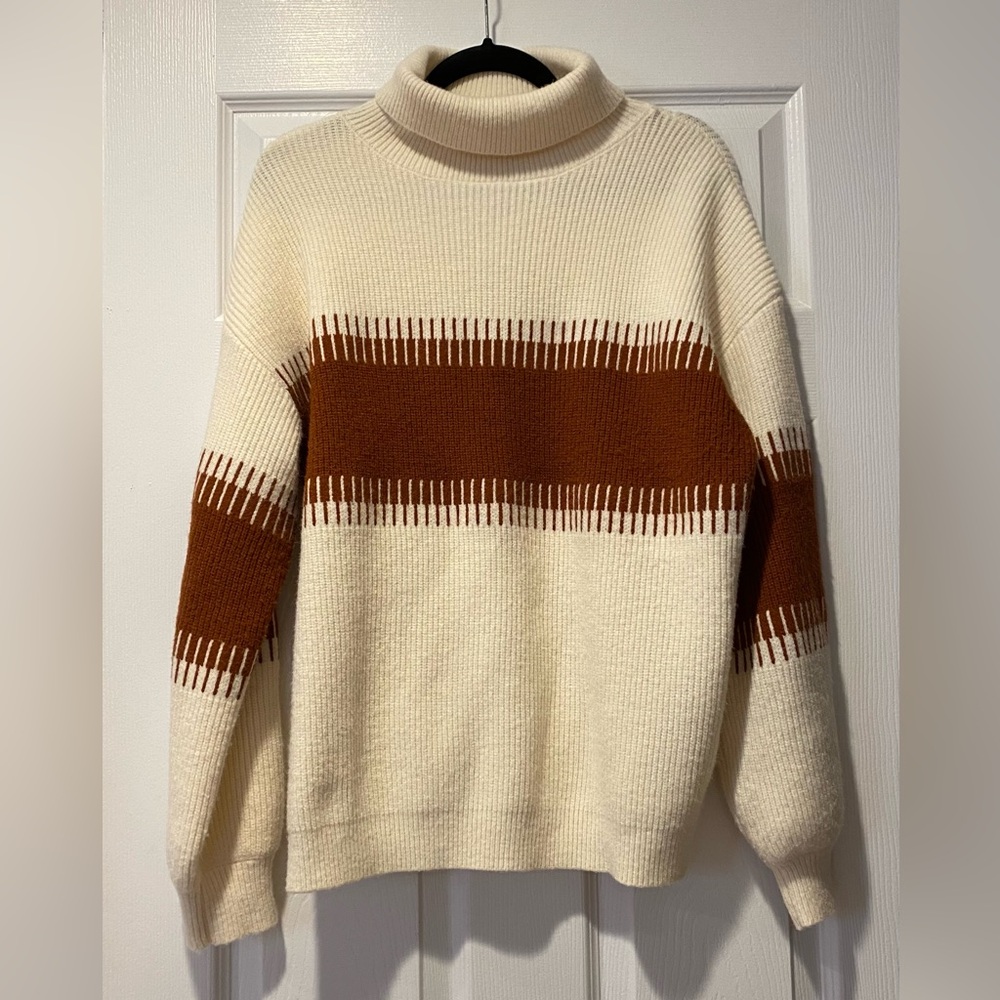 Women’s Sweater